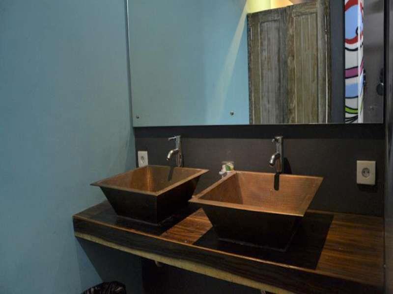 Nau Here Hostel Кута Екстериор снимка