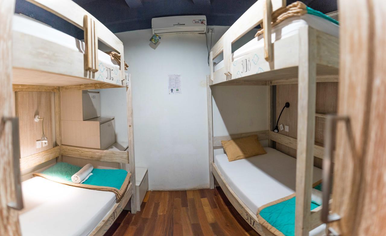 Nau Here Hostel Кута Екстериор снимка